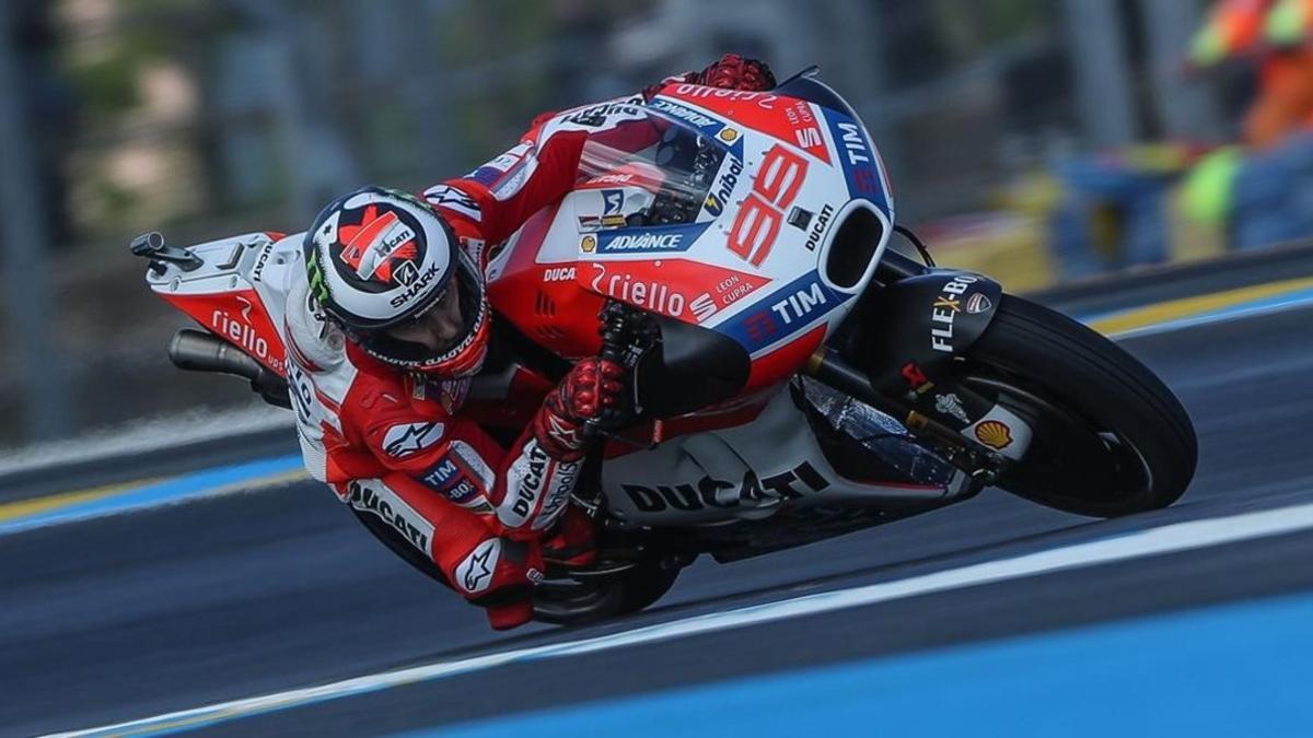 Jorge Lorenzo (Ducati), en los ensayos de ayer en Le Mans.