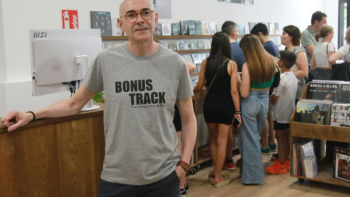 Alfredo Varela, en la inauguración de la tienda, este viernes.