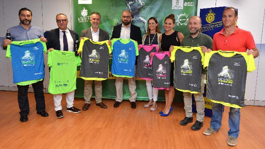 De izquierda a derecha: Armando Gil (Coca Cola), José Manuel Baltar (Hospitales San Roque), Ángel Víctor Torres (consejero de Deportes del Cabildo), Aridany Romero (concejal de Deportes del Ayuntamiento de LPGC), Silvia Rosales (Volkswagen Canarias), Lourdes Plasencia (CaixaBank), Tolo Cárdenes (Audiovisuales Canarias) y Daniel González (DG Eventos).