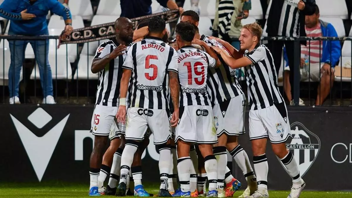 El Castellón, contra un Granada que busca el 'play-off'