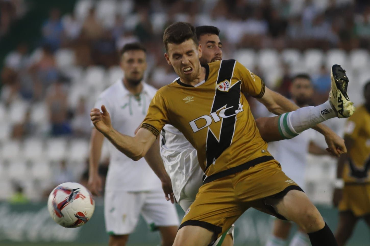 El Córdoba de Segunda se presenta ante su afición