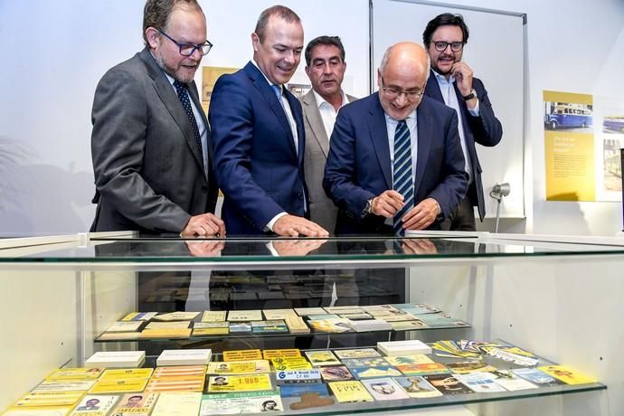 23-10-19 LAS PALMAS DE GRAN CANARIA. CASASA CONSISTORIALES. LAS PALMAS DE GRAN CANARIA. Exposición 40 años de Guaguas Municipales. Fotos: Juan Castro.  | 23/10/2019 | Fotógrafo: Juan Carlos Castro