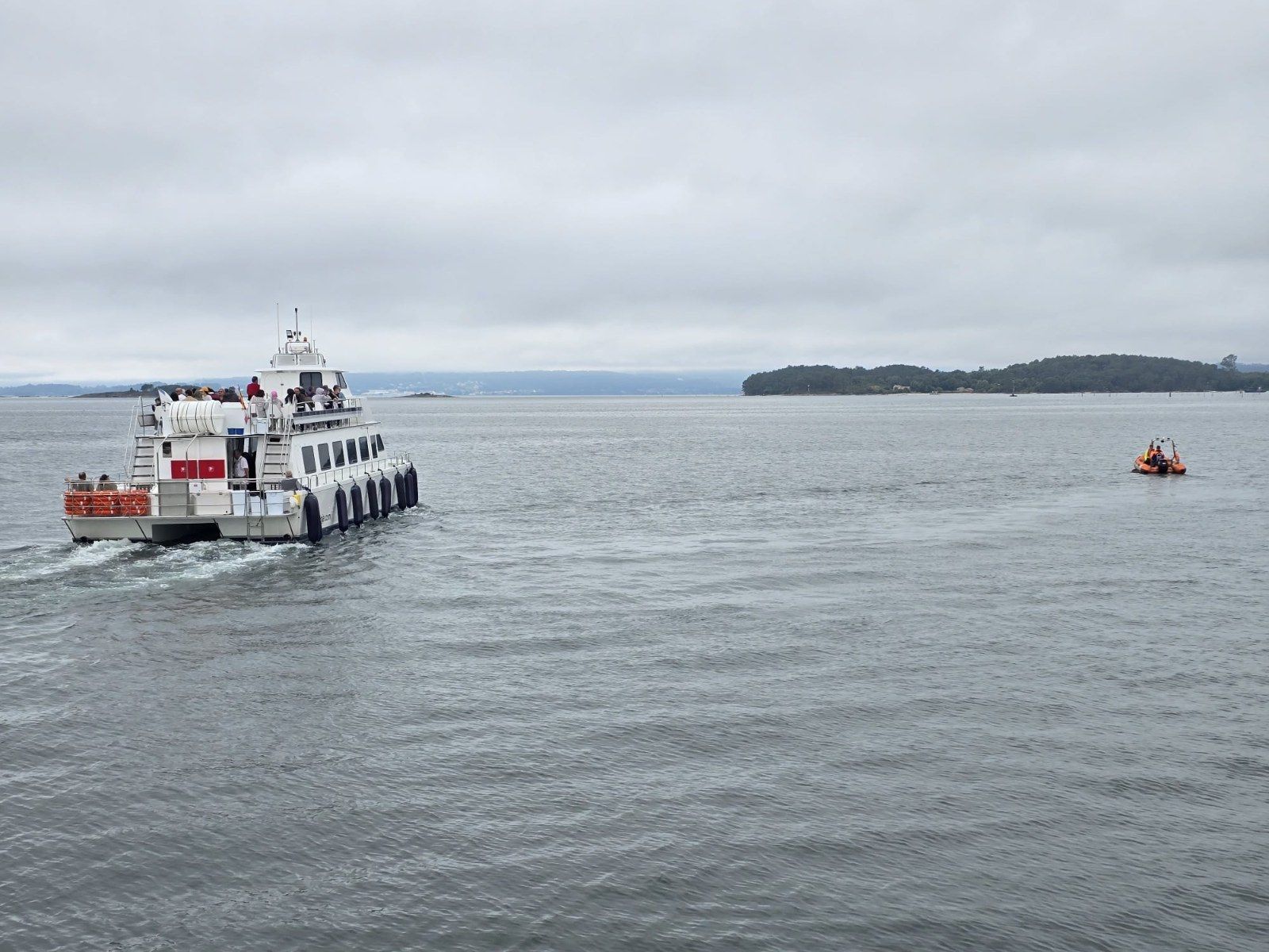 Participantes en el 39 remonte de la Ruta Xacobea do Mar de Arousa e Ulla, esta tarde.