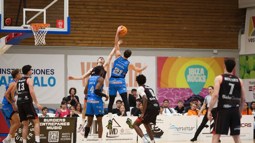 El CB Prat, próximo rival del Class Bàsquet Sant Antoni en la lucha por el ascenso