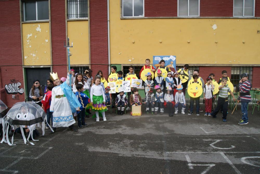 Carnaval en el colegio Benjamín Mateo de Langreo.