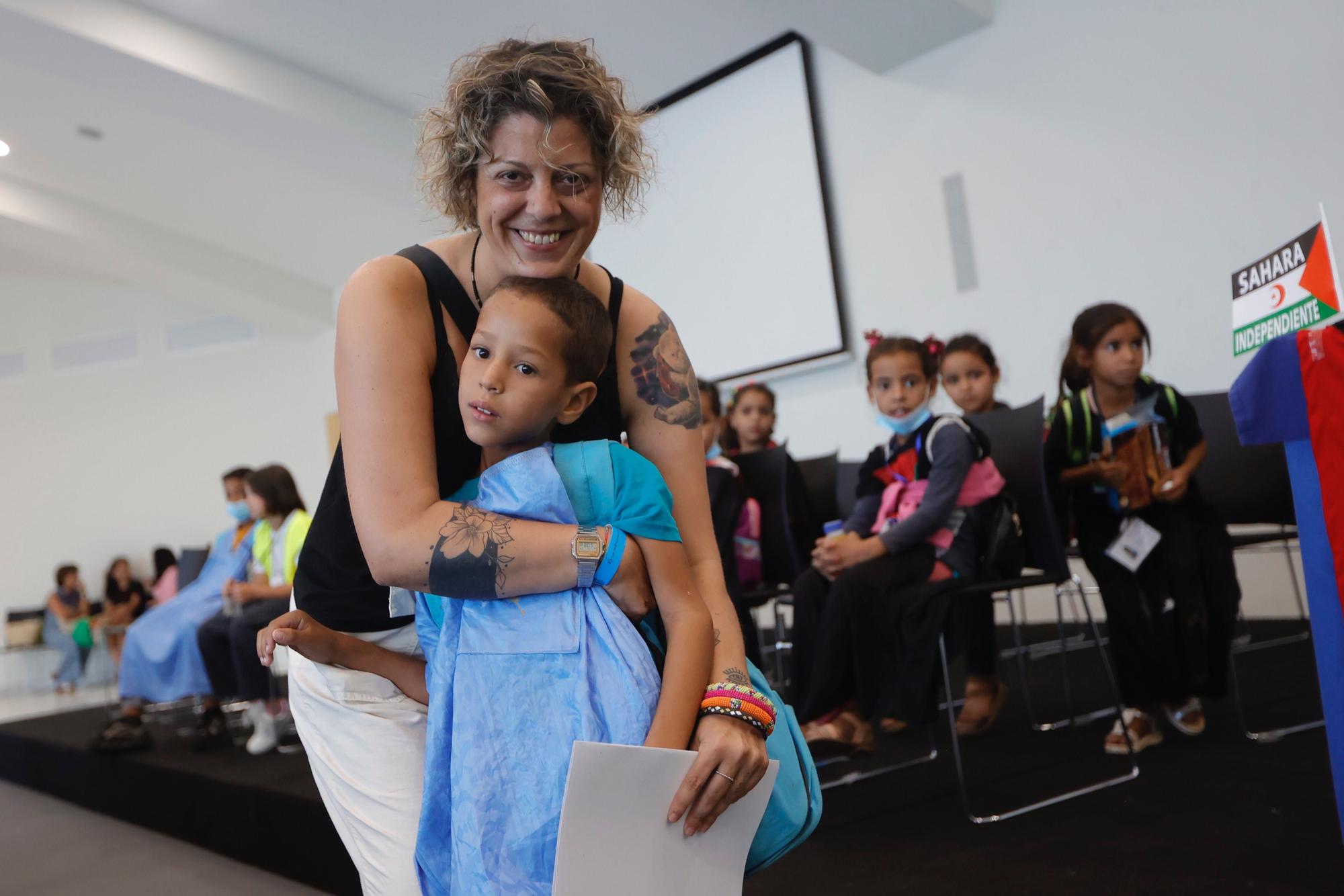 En Imágenes: La llegada de los niños saharauis vuelven a Asturias entre "emoción y nervios"