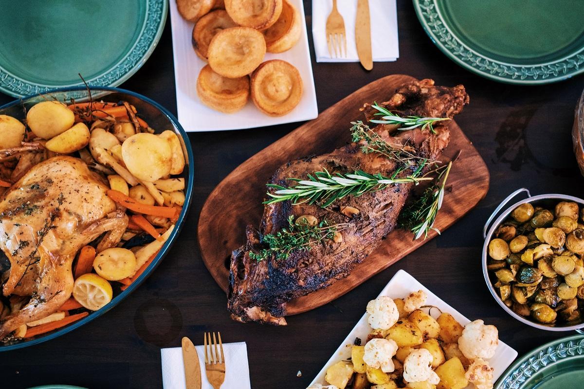 Las comidas tan abundantes pueden provocar consecuencias negativas en la relación con la comida.