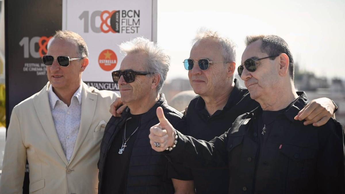 Hombres G, en la presentación de 'Los mejores años de nuestra vida' en el BCN Film Fest: Dani Mezquita, Rafa Gutiérrez, David Summers y Javier Molina.