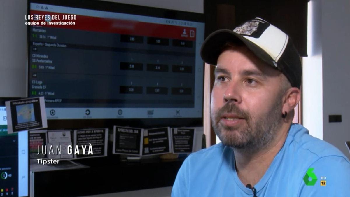 Juan Gayá, en su casa de Santa Eugènia, durante su intervención en un programa de La Sexta.