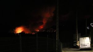 50 personas evacuadas por un resurgimiento al fuego de Paüls