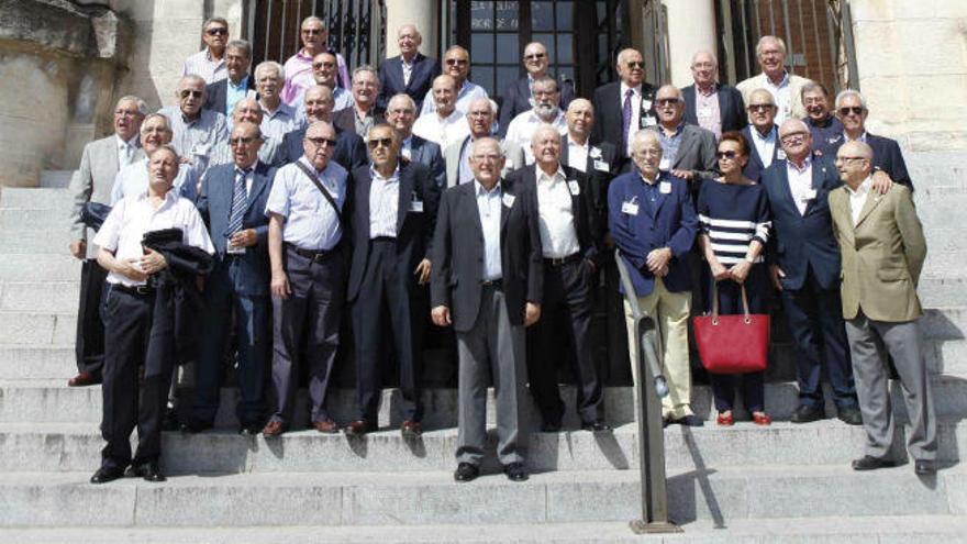 Los universitarios de la EUITIA de Alcoy 1966 celebran su cincuentenario