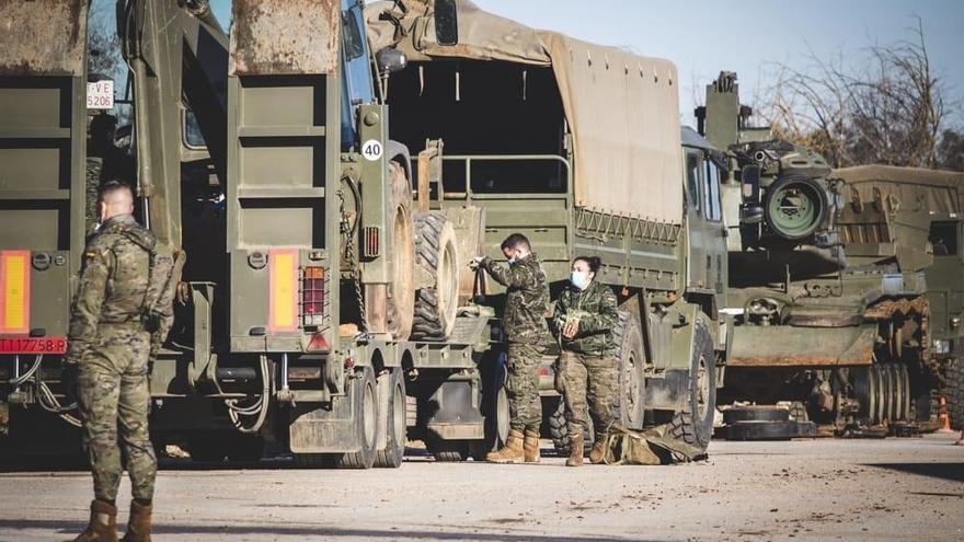 La Brigada Extremadura XI se desplaza a Guadalajara para limpiar las vías afectadas por la nieve