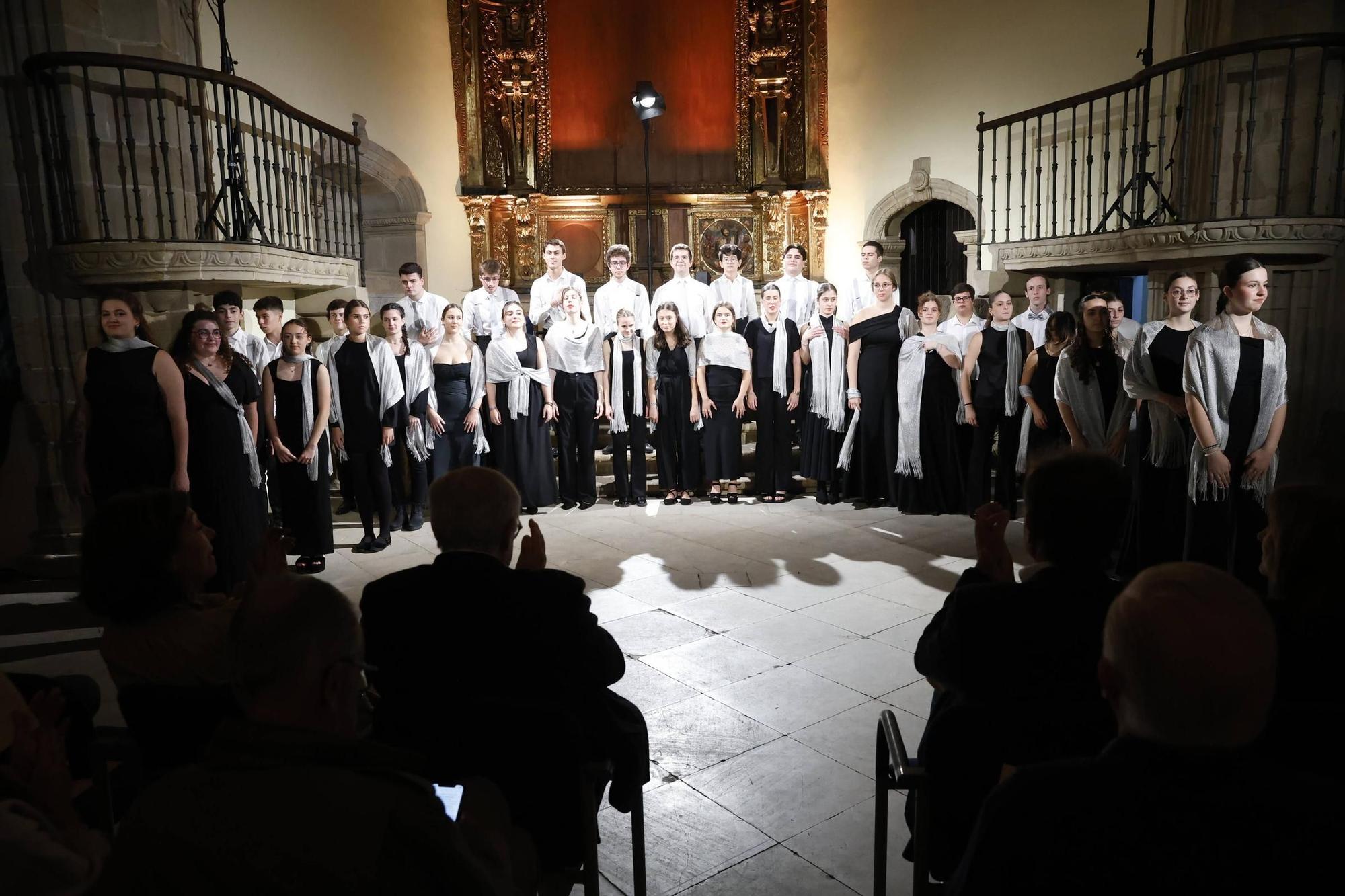 EN IMÁGENES: así fue el concierto del León de Oro