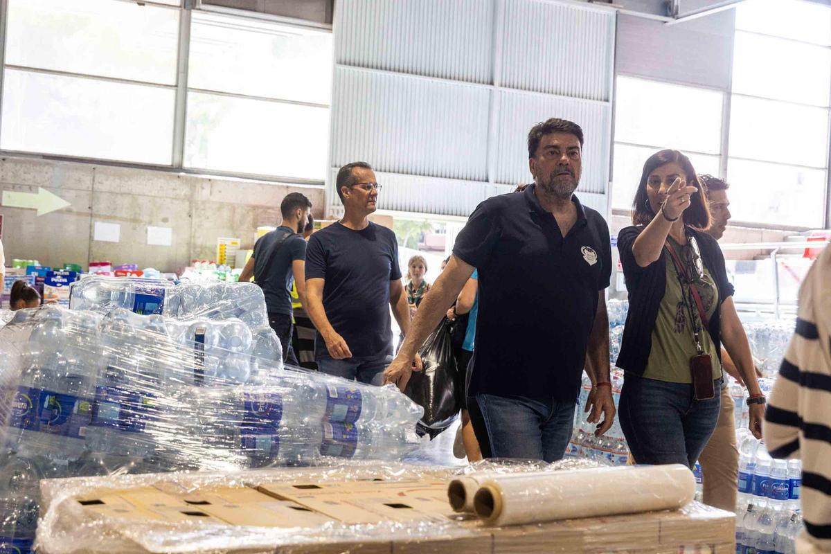 El empuje solidario en Alicante llena el Centro de Tecnificación con ayuda para los afectados por la DANA en Valencia