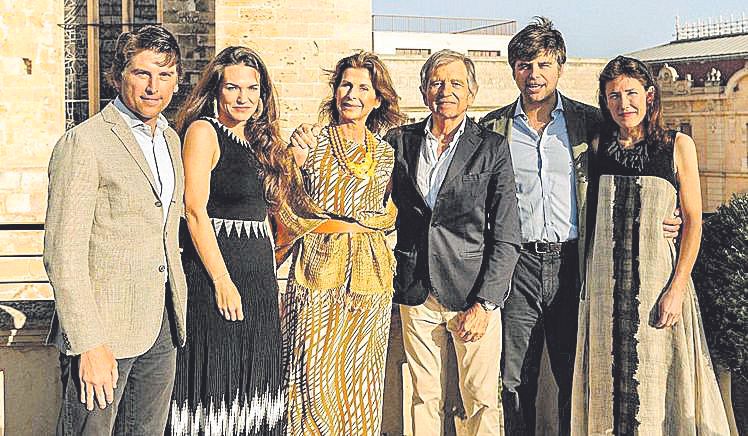 Andres Soldevila Ferrer, Aida Casamitjana, Nuria Ferrer, Andrés Soldevila Casals, Gari Soldevila Ferrer y Beatriz Enseñat.