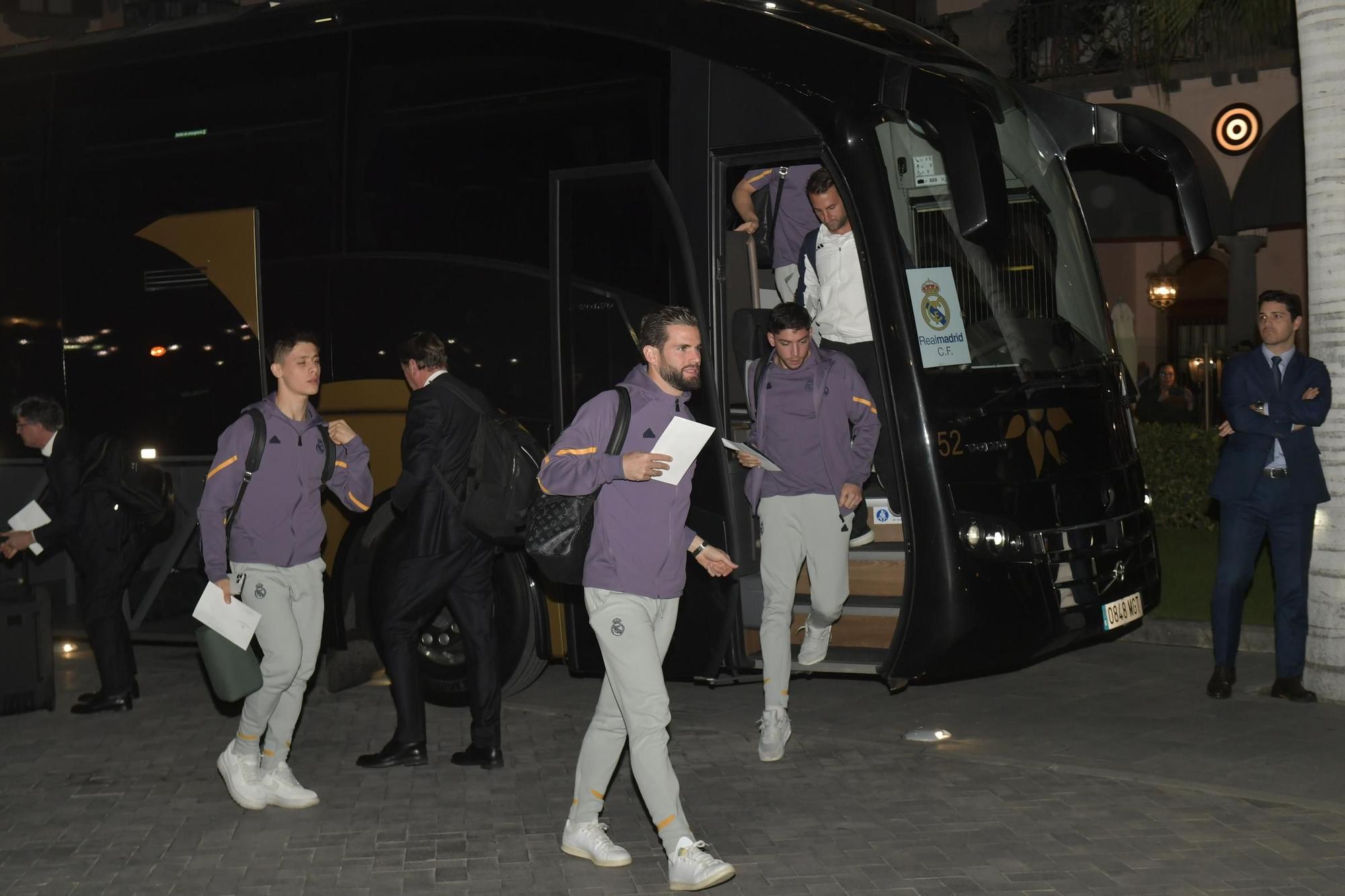 Llegada del Real Madrid al Hotel Santa Catalina en Las Palmas de Gran Canaria