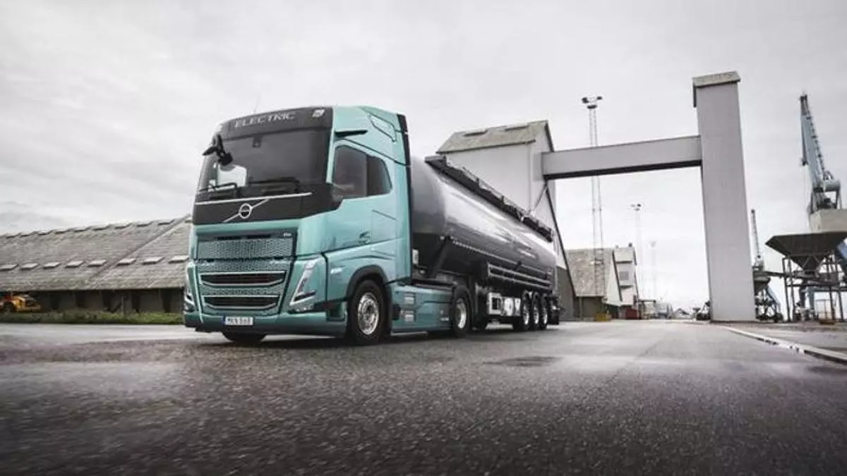 El Volvo FH Aero Electric lleva la autonomía de los camiones eléctricos hasta los 700 kilómetros