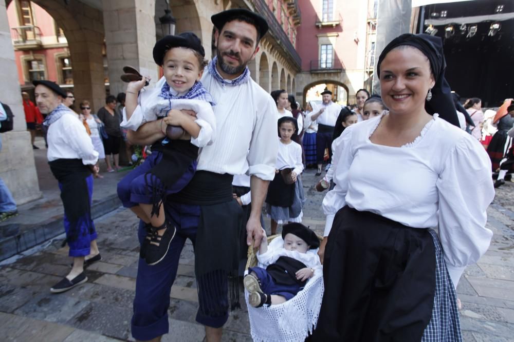 Celebración del Día d'Asturies en Gijón