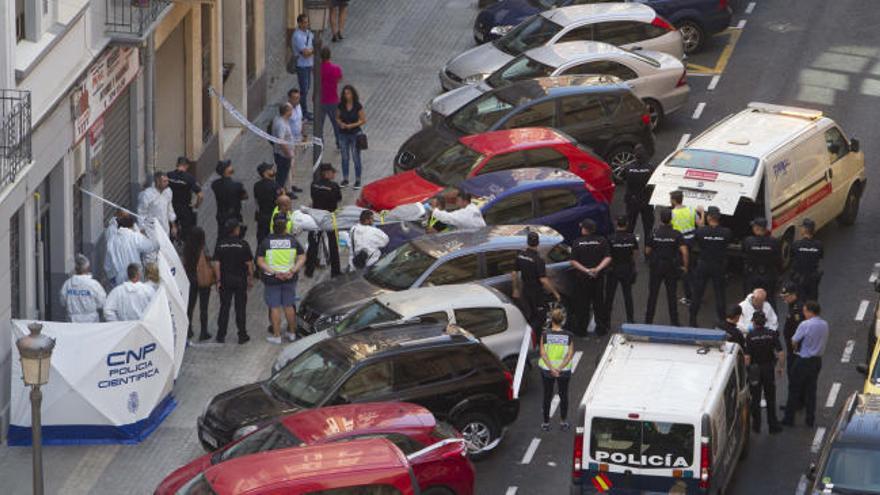 Muere acuchillado un policía al enfrentarse con un sospechoso en Valencia