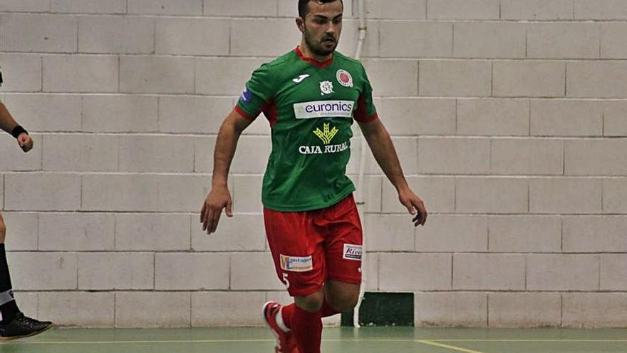 Héctor Martínez defendiendo la camiseta del InterSala Zamora.