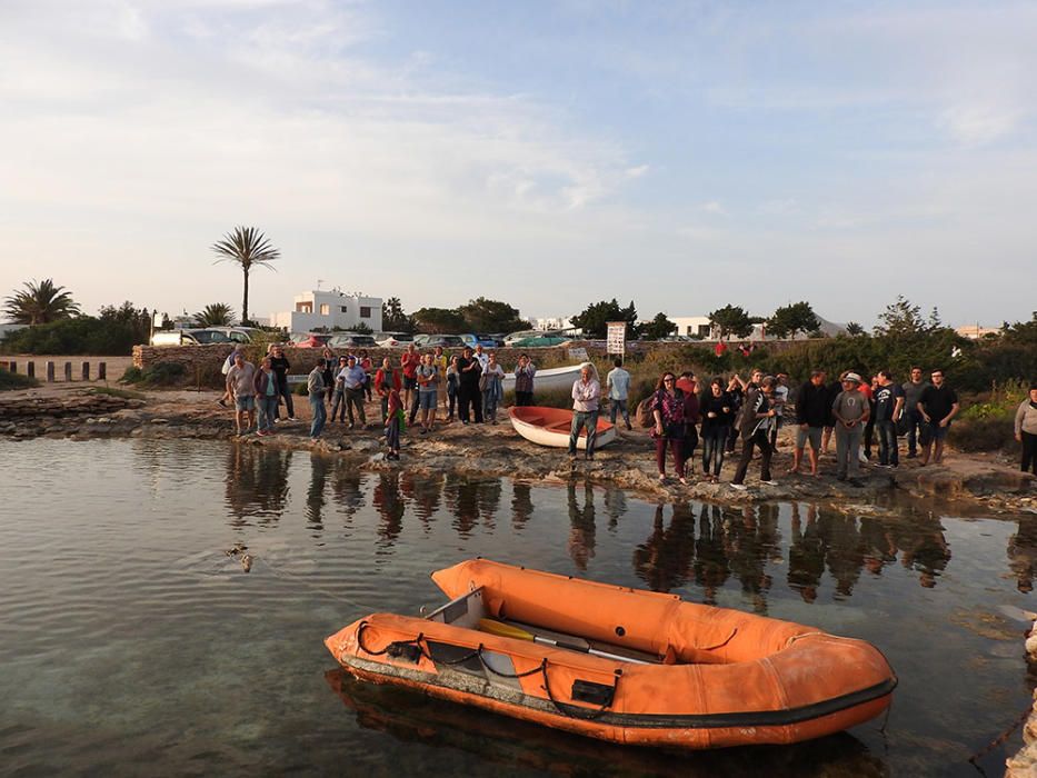 Formentera rinde homenaje a los presos de 'es Campament'.