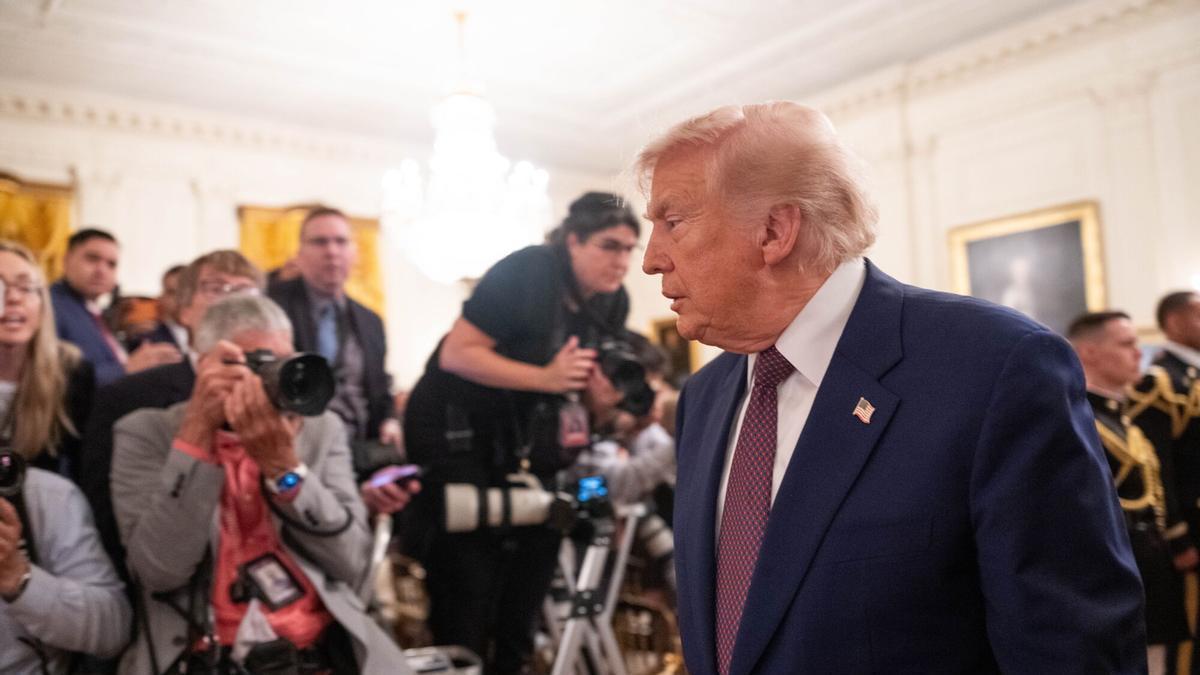 ORIENTE PRÓXIMO | Trump amenaza con convertirse en el «ángel de la guarda» en Ormuz y quedarse con un 20% del crudo