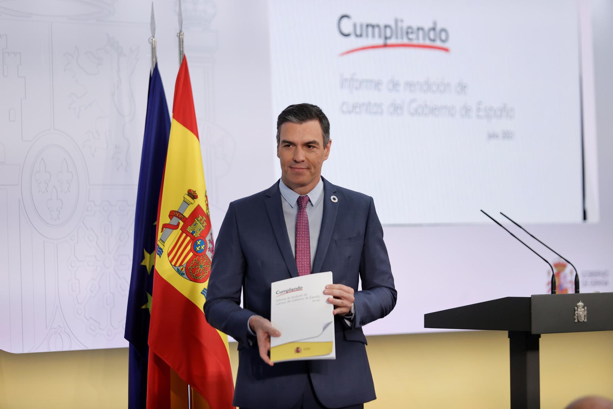 Pedro Sánchez hace balance del curso político