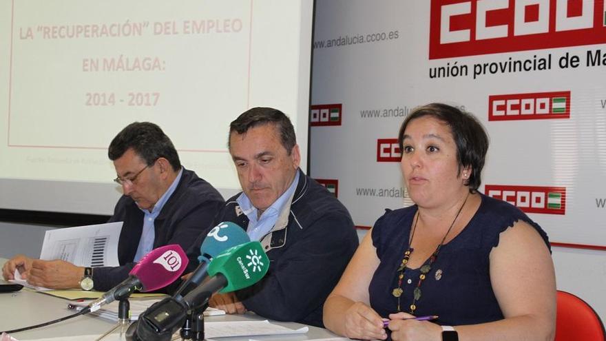 Antonio Turmo, Fernado Muñoz y Patricia Laguna, este martes en CCOO.