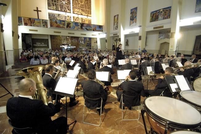 HOMENAJE A MARA GONZALEZ EN LA PLAZA DEL PILAR