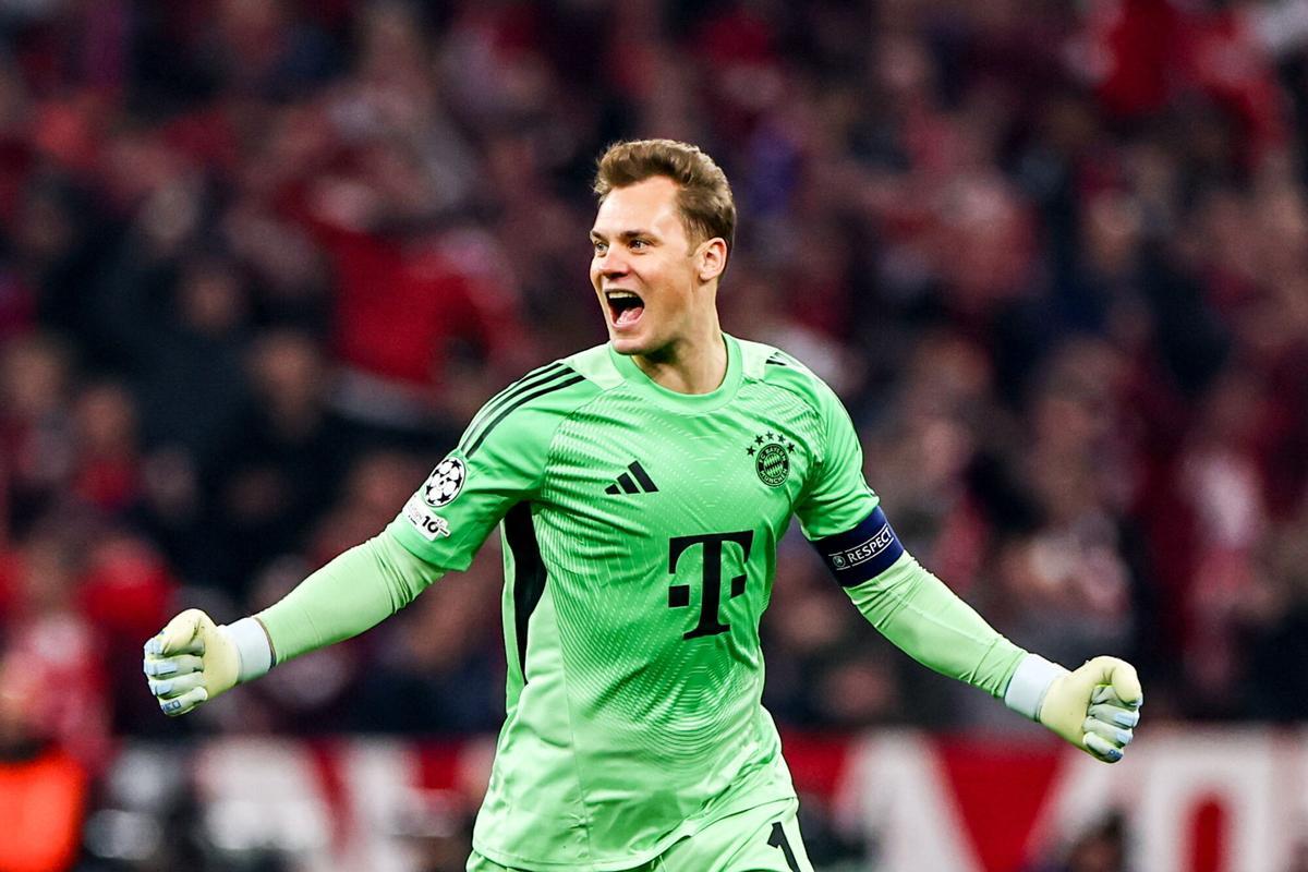 Manuel Neuer celebra un gol del Bayern frente al Madrid.