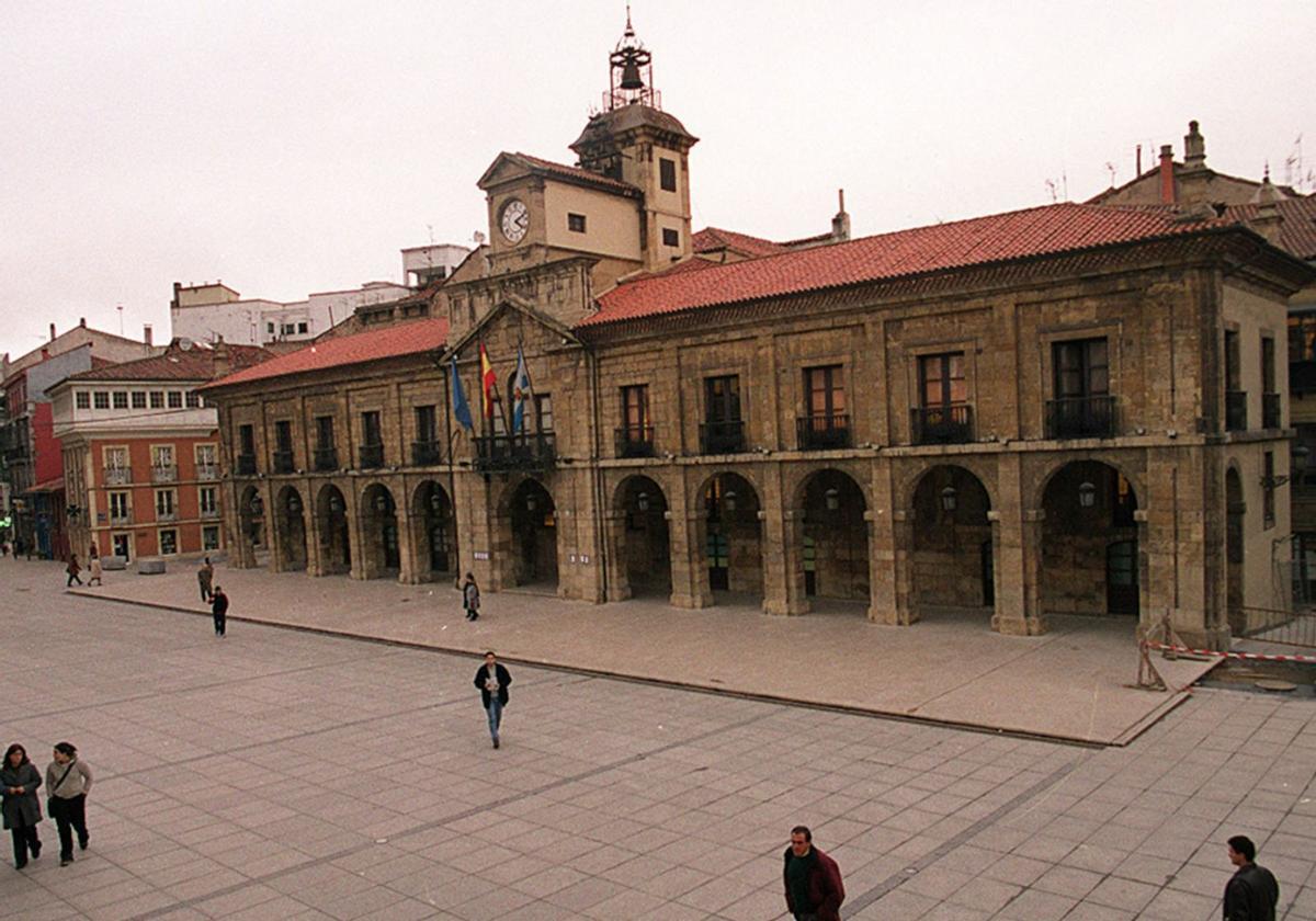 Fachada del Ayuntamiento de Avilés.