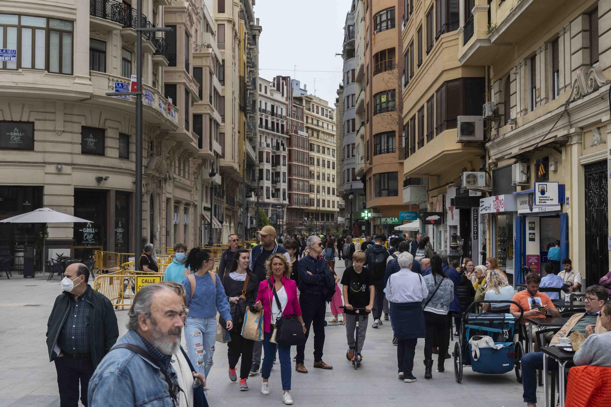 Así es la nueva plaza del Mercat de València