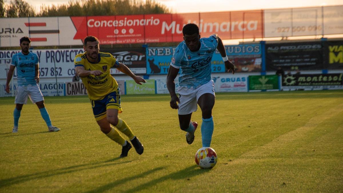 Avance de Dawda durante la primera parte.