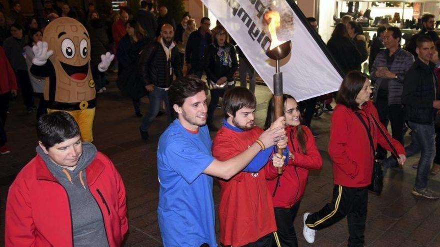 La antorcha olímpica aguarda el arranque del Nacional