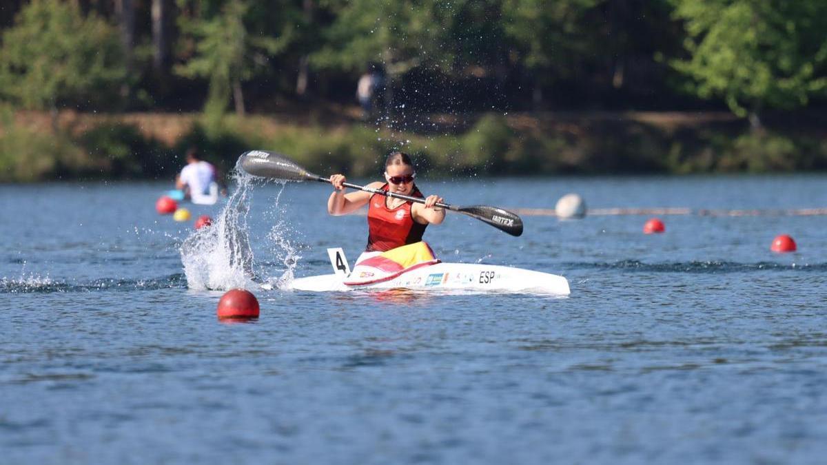Maria Martínez, durante la prueba disputada en el embalse de Pontillón de Castro.
