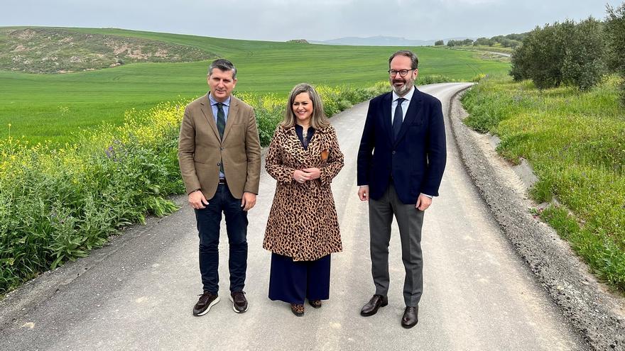 La Junta de Andalucía entrega el camino rural Torreparedones al Ayuntamiento de Baena