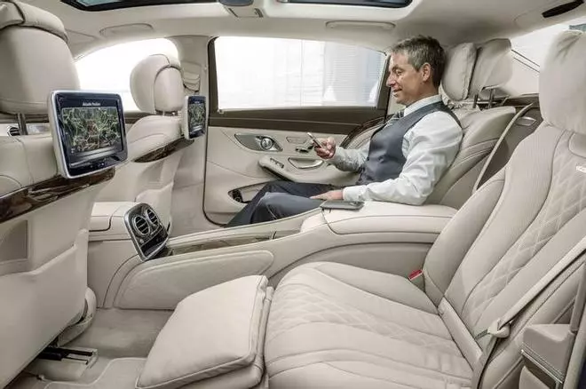 Mercedes-Maybach Pullman