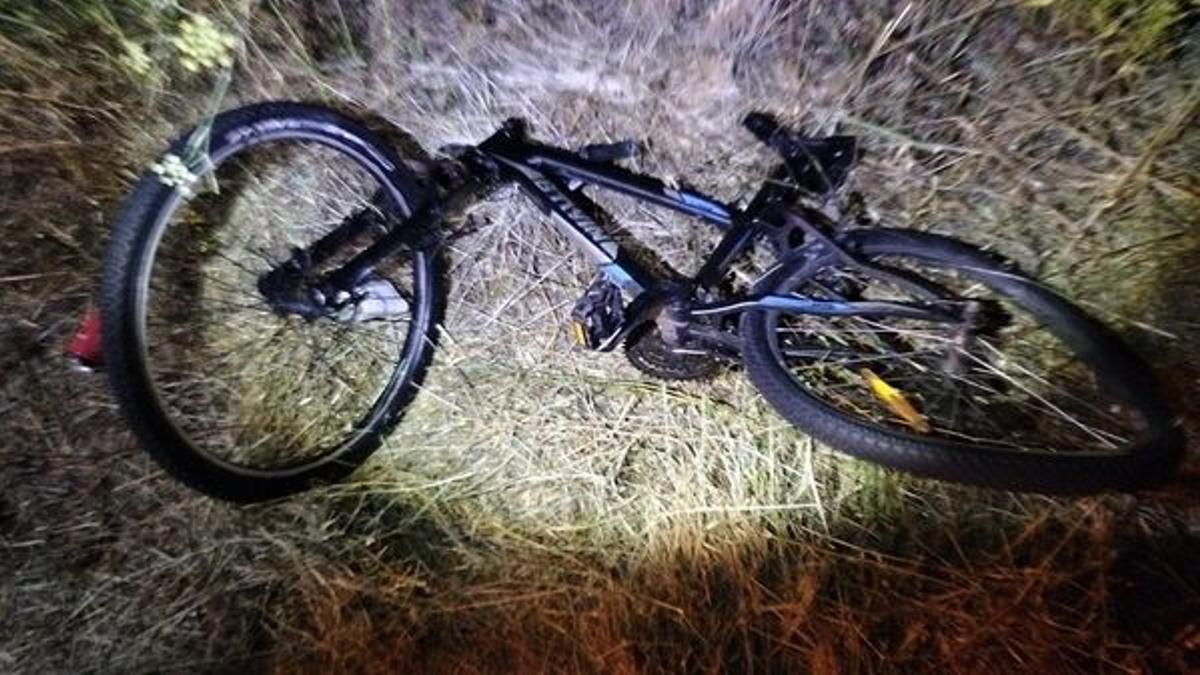 Estado en el que quedó la bicicleta del ciclista tras el atropello mortal.