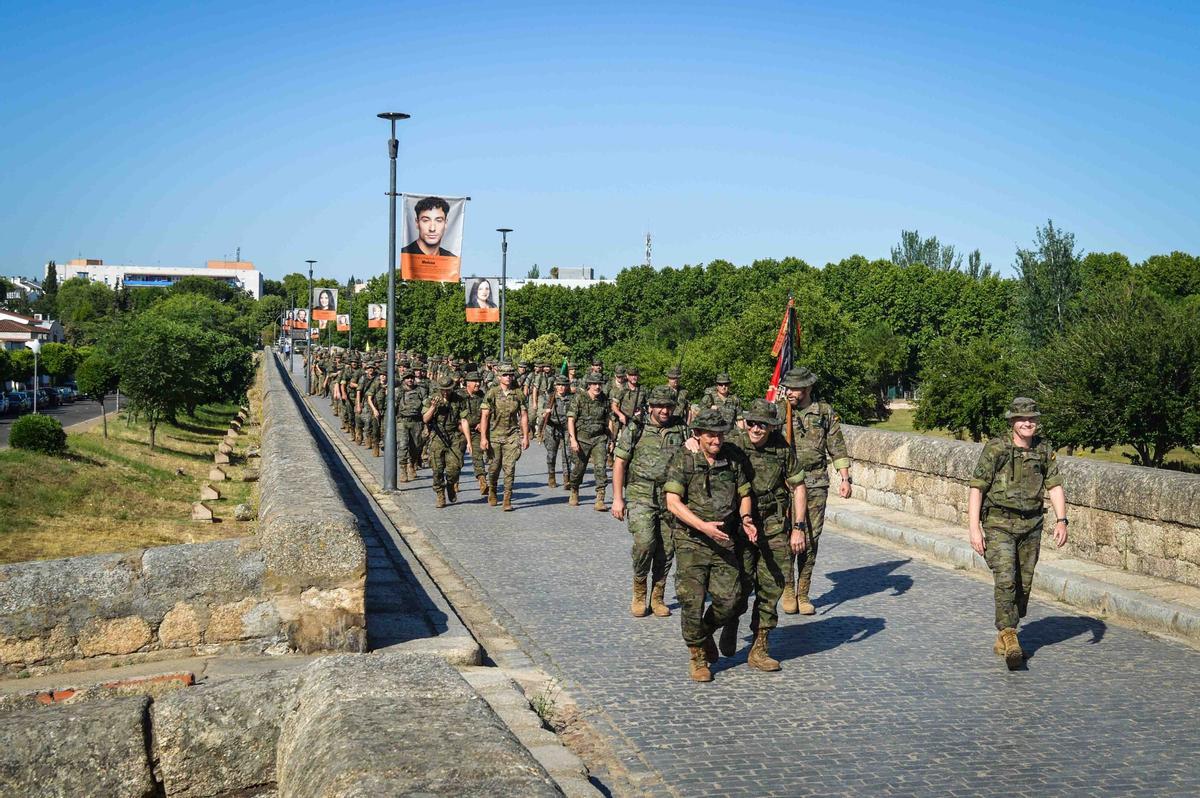 El Ejército saca músculo en la ciudad.