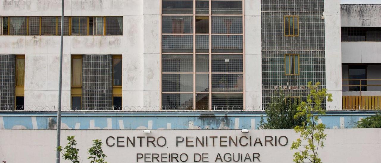 Fachada del centro penitenciario de Pereiro de Aguiar.