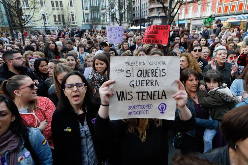 Manifestación por la condena a los integrantes de "La Manada" en Gijón.