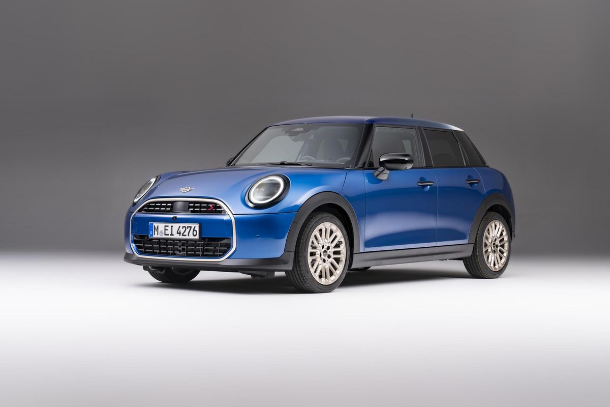Mini Cooper.