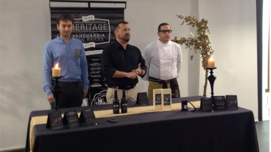 Vicente Bravo (La Valenciana), Juan Primo (maestro cervecero) y el chef Javier García Humanes presentan la colección Heritage.