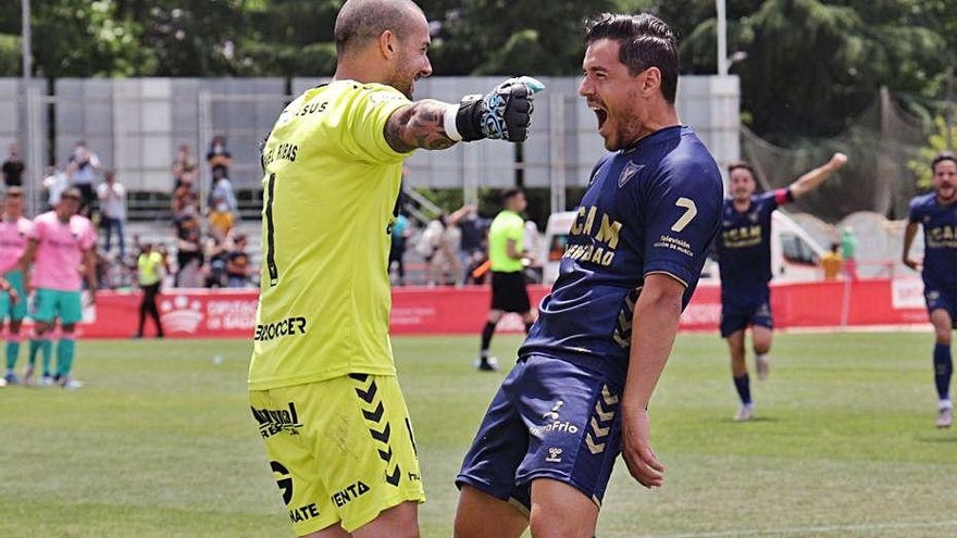 &quot;No voy a hacer las cosas mal, tengo otro año firmado y si me quiero ir hablaré con el club&quot;