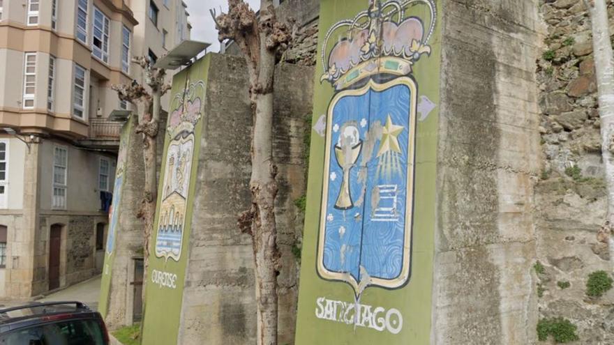 O BNG pide repintar os escudos do Reino | LOC