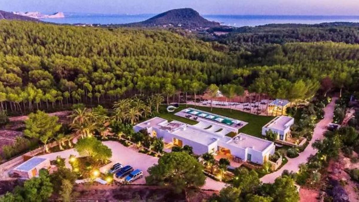 Una de las villas que se ofrecen en Airbnb en Ibiza.