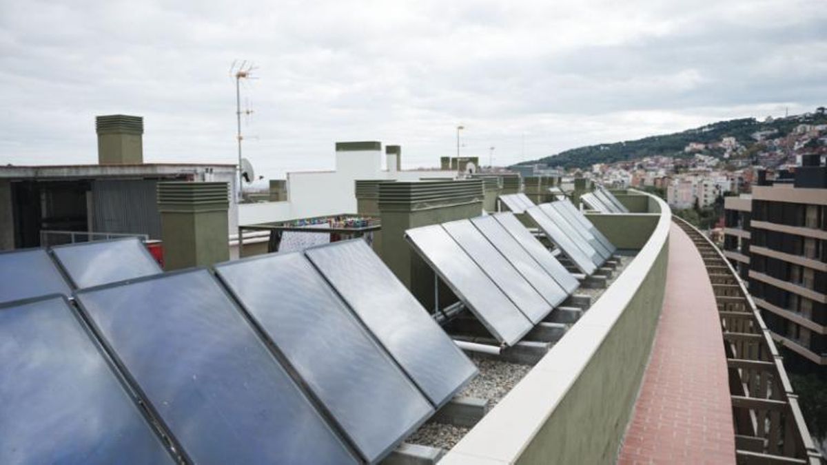 Barcelona triplica la potencia solar municipal y cumple uno de los grandes objetivos del Pla Clima