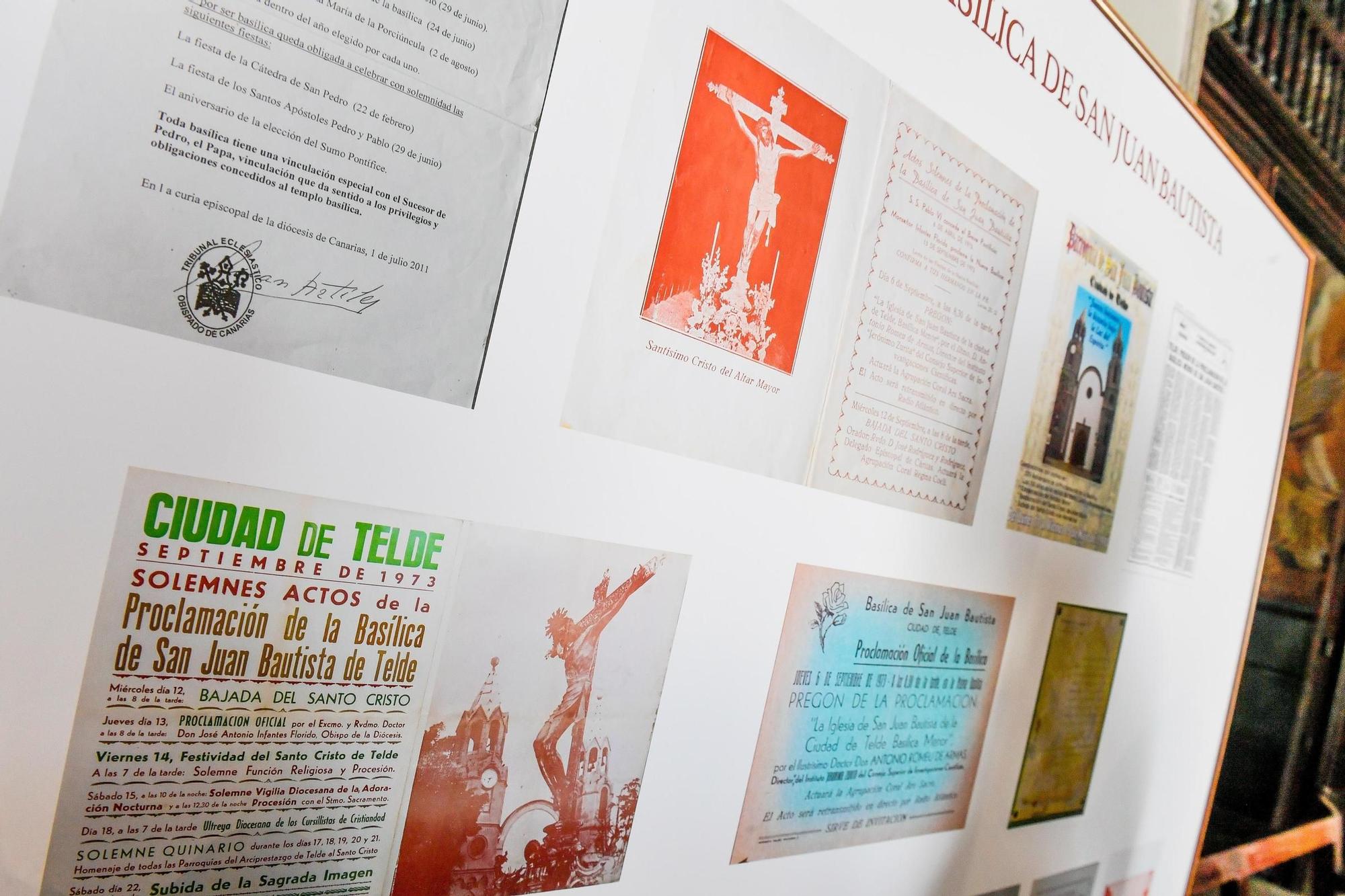 Exposición de programas de las fiestas del Cristo de Telde