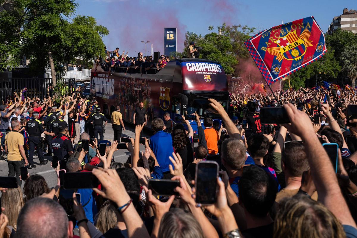 La rúa del Barça por las calles de Barcelona
