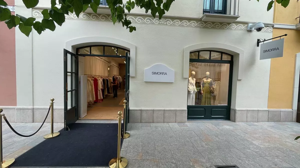Custo Barcelona, Simorra, Marc Jacobs y Superga, entre las nuevas aperturas de verano de La Roca Village